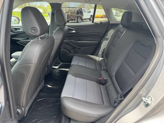 Certified 2024 Chevrolet Trax LT FWD image 16