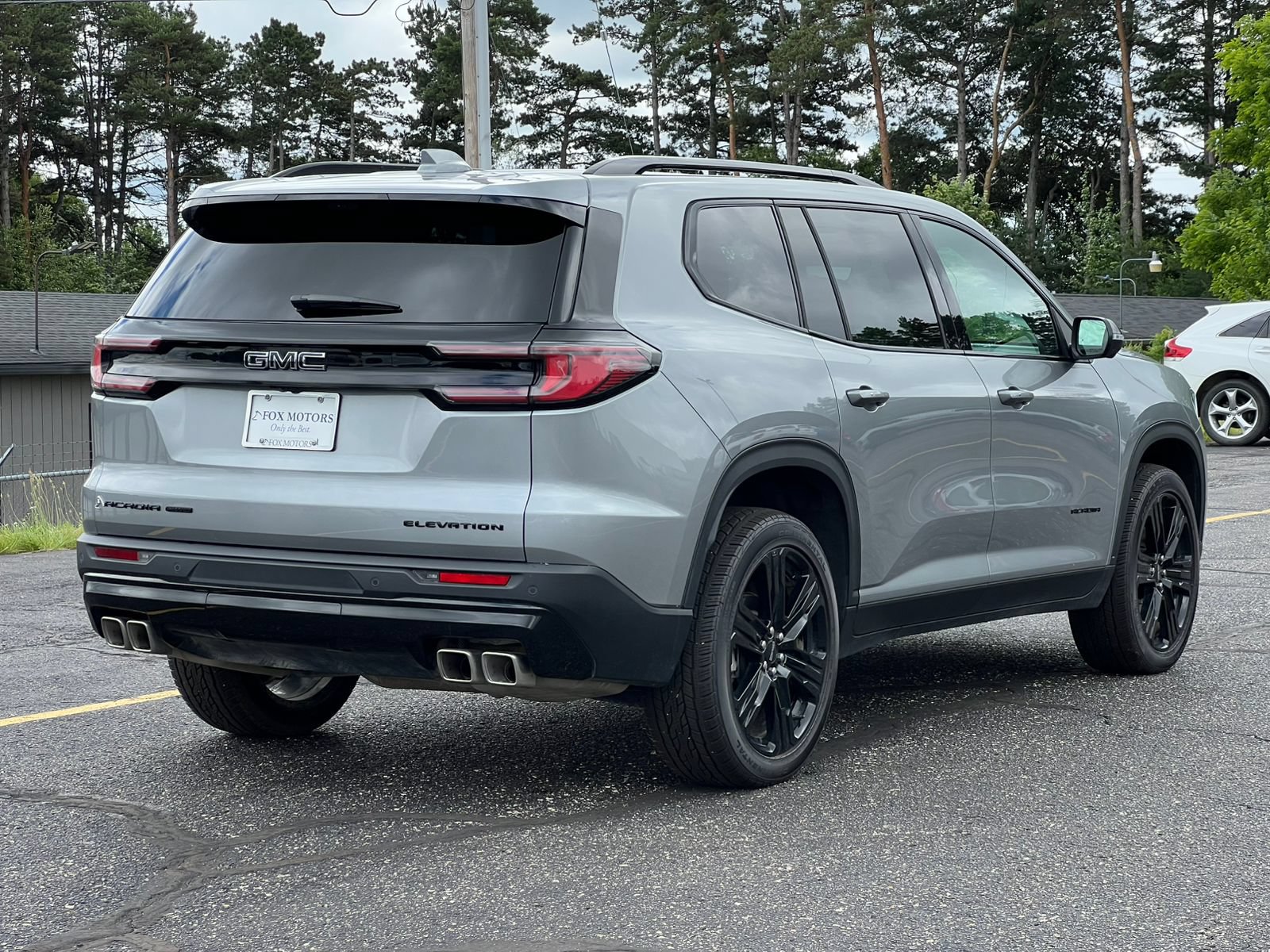 New 2026 GMC Acadia Elevation w/ Black Edition AWD/4WD image 9