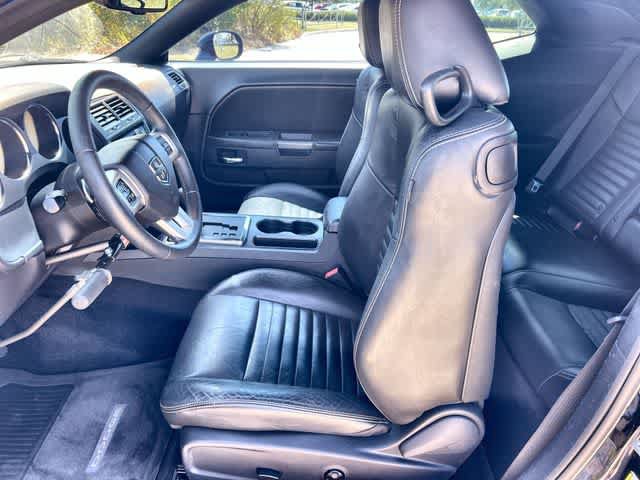 Used 2013 Dodge Challenger SXT RWD image 11