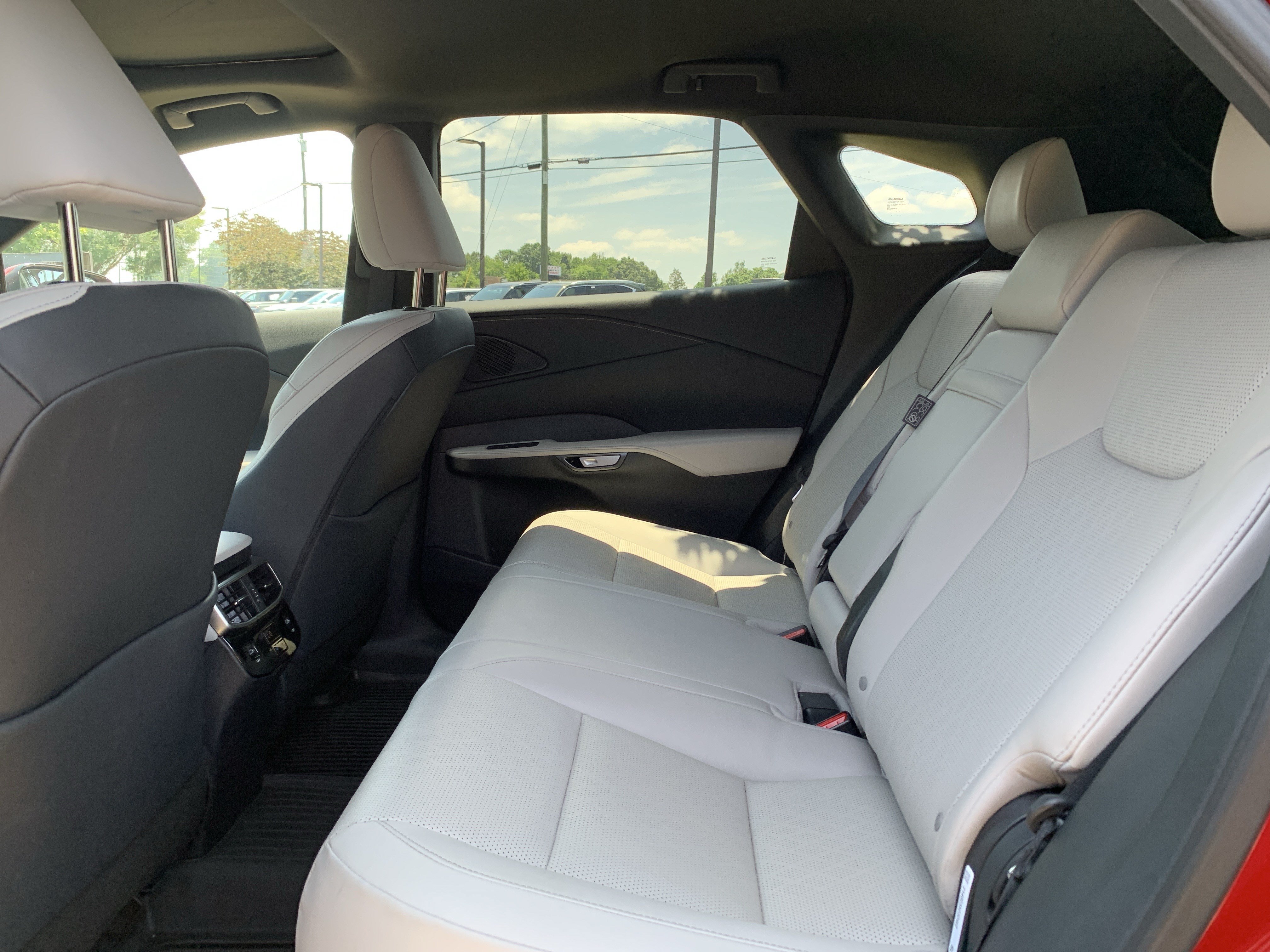 Used 2023 Lexus RX 350 Premium Plus w/ Cold Area Package AWD/4WD image 32