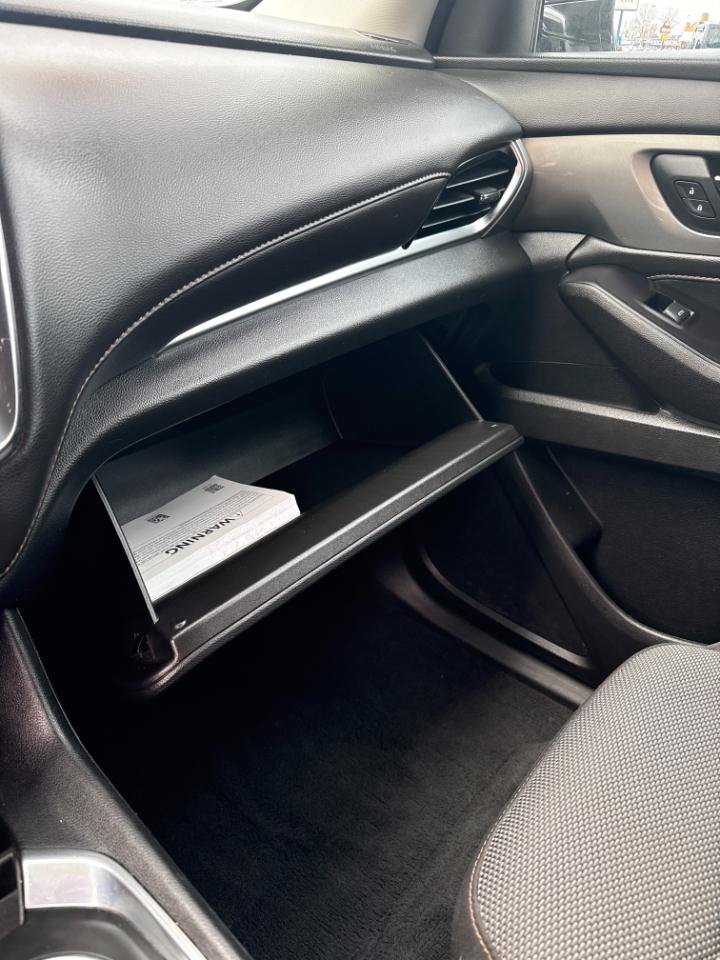 Used 2018 Chevrolet Traverse LS w/ LPO, Floor Liner Package FWD image 9