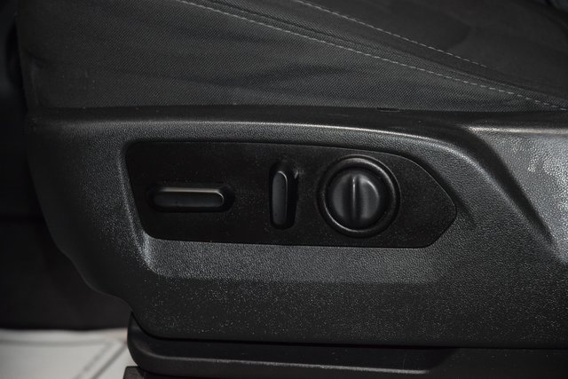 Used 2020 Chevrolet Silverado 1500 RST image 40