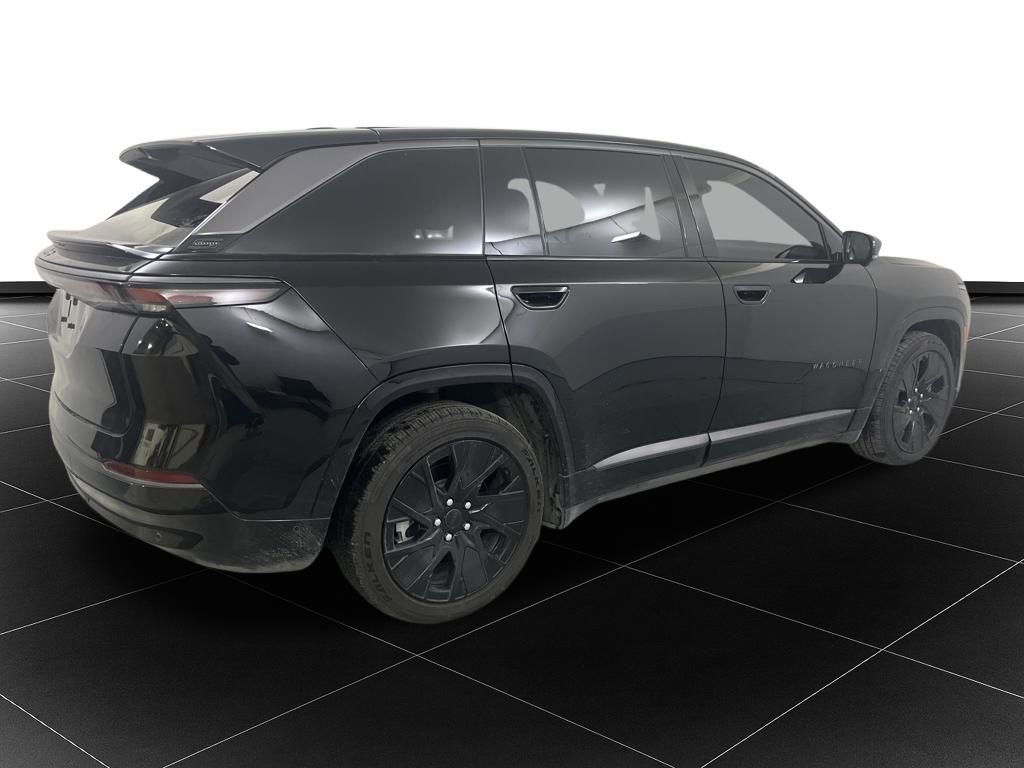 Used 2025 Jeep Wagoneer S Launch Edition image 5