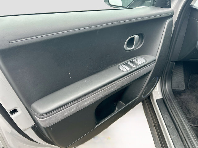 Used 2023 Hyundai Ioniq 5 SEL w/ Cargo Package AWD/4WD image 7