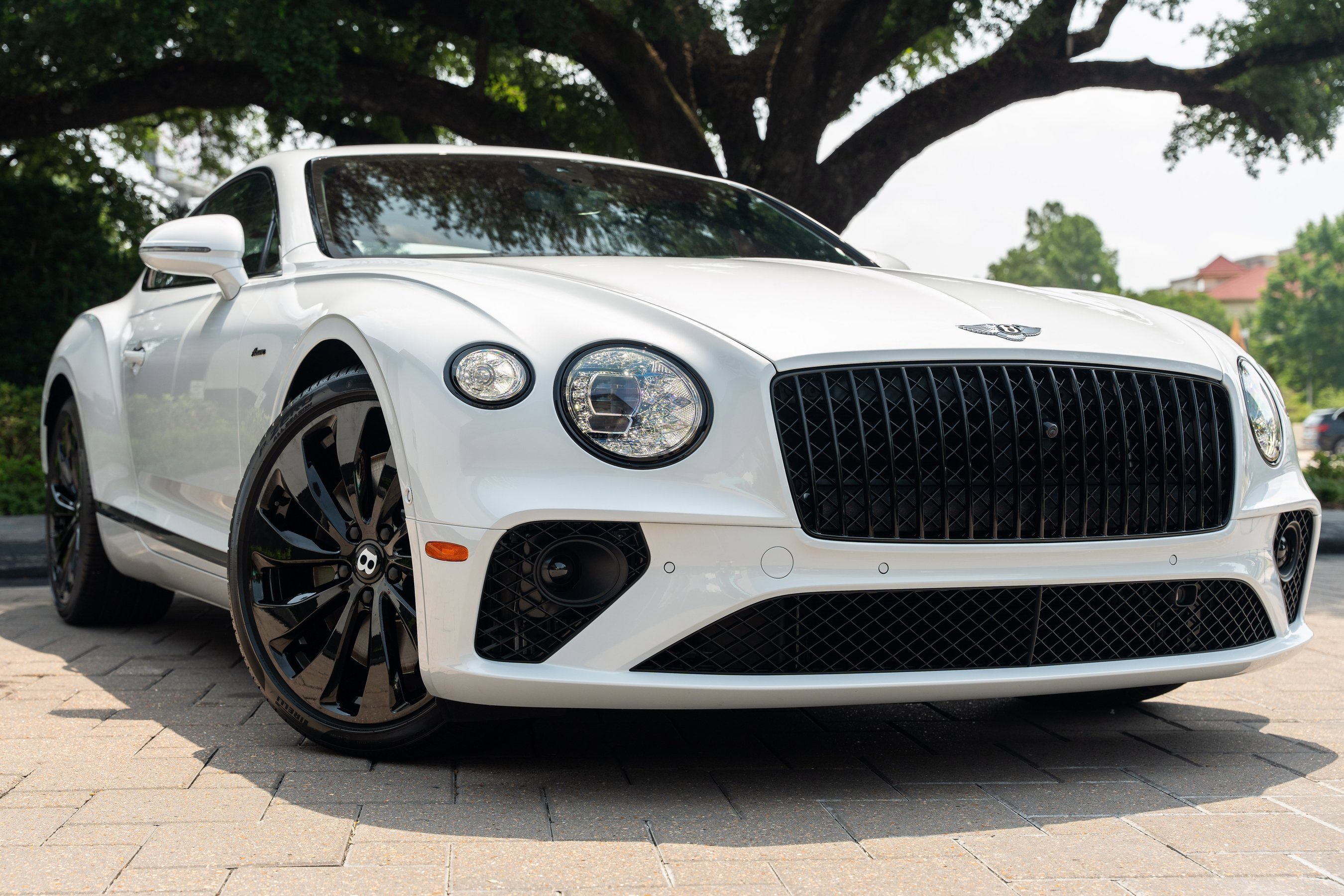 Used 2024 Bentley Continental GT Azure image 23