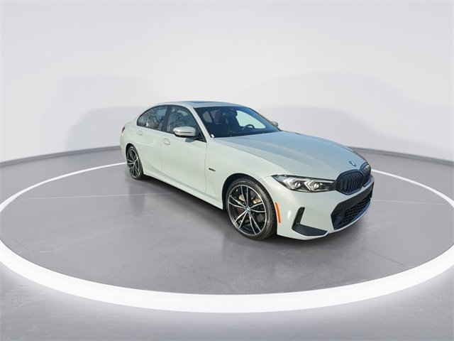 Used 2023 BMW 330e xDrive w/ M Sport Package video 2