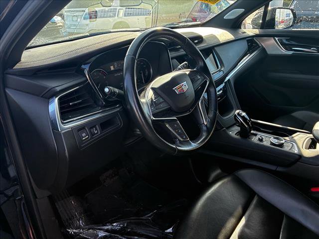 Used 2023 Cadillac XT5 Premium Luxury image 13