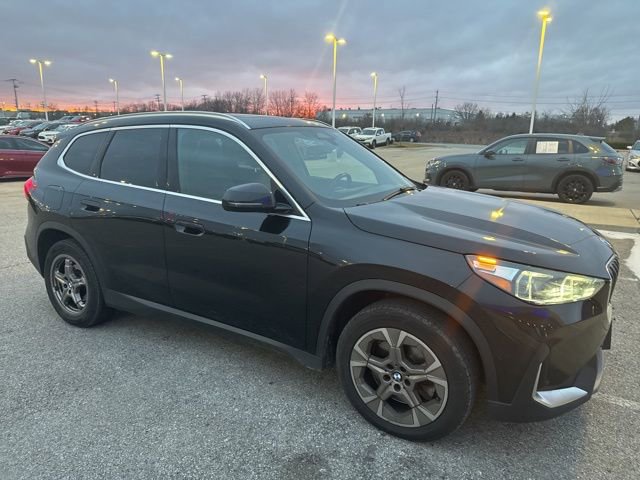 Used 2023 BMW X1 xDrive28i image 11