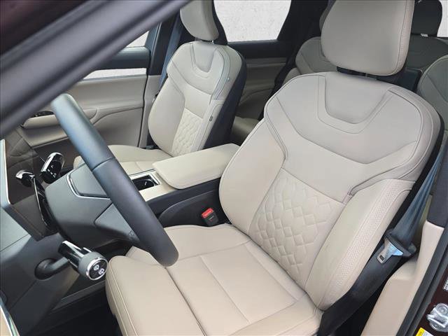 Used 2025 Volvo EX90 Ultra AWD/4WD image 15