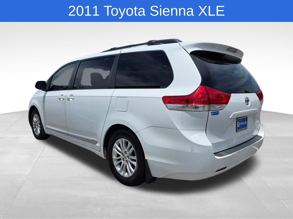 Used 2011 Toyota Sienna XLE FWD image 6