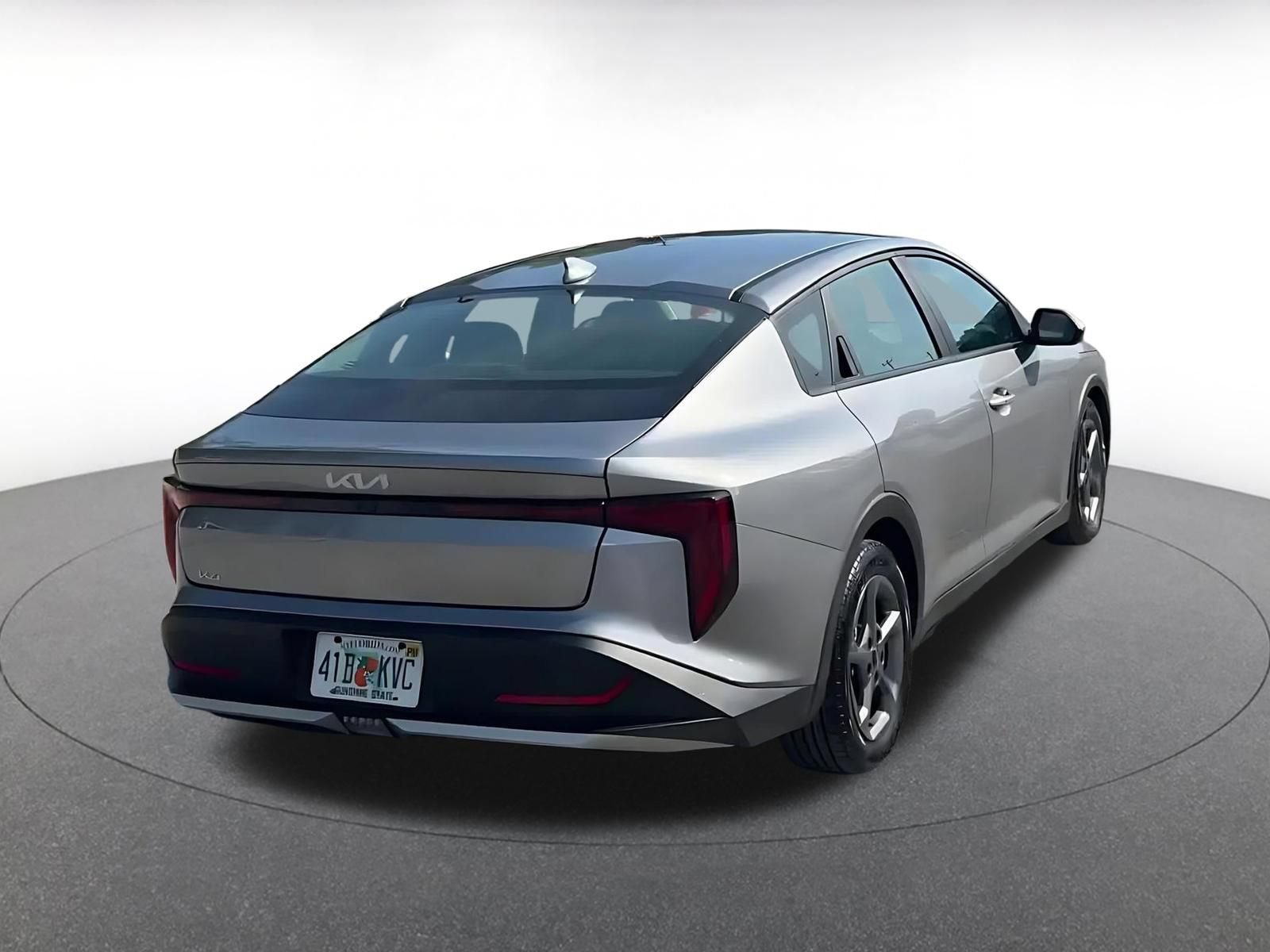 Used 2025 Kia K4 FWD image 15