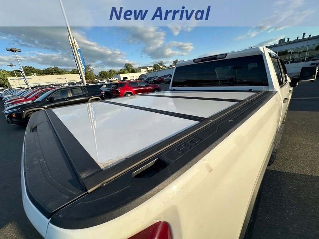 Used 2020 Chevrolet Silverado 2500 Custom w/ Custom Value Package AWD/4WD image 6