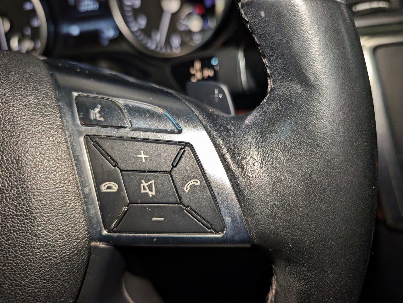 Used 2013 Mercedes-Benz GL 450 4MATIC image 49