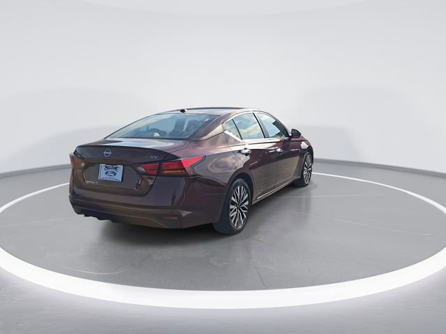 Used 2024 Nissan Altima 2.5 SV FWD image 8