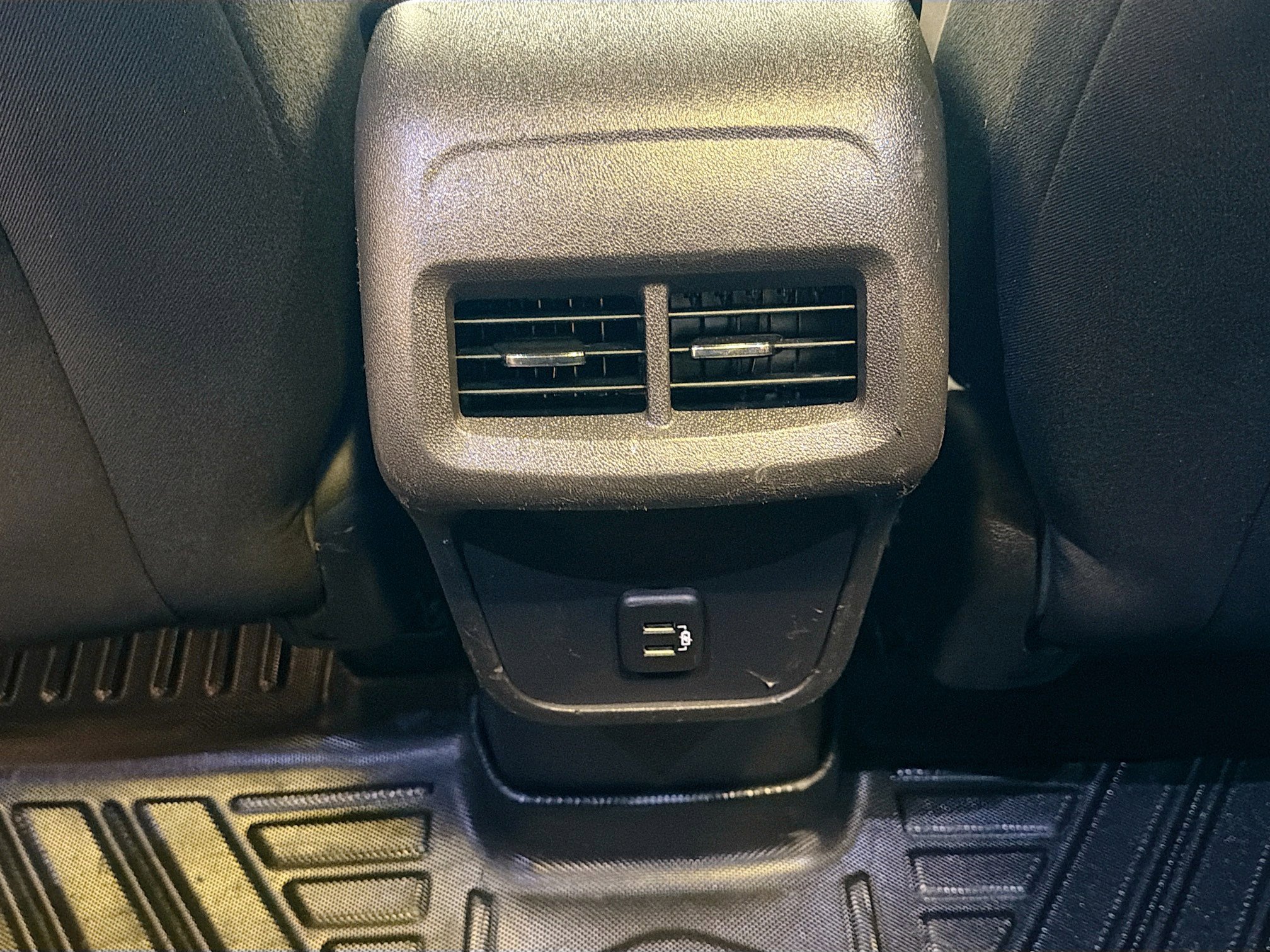 Used 2021 Chevrolet Equinox LT image 27