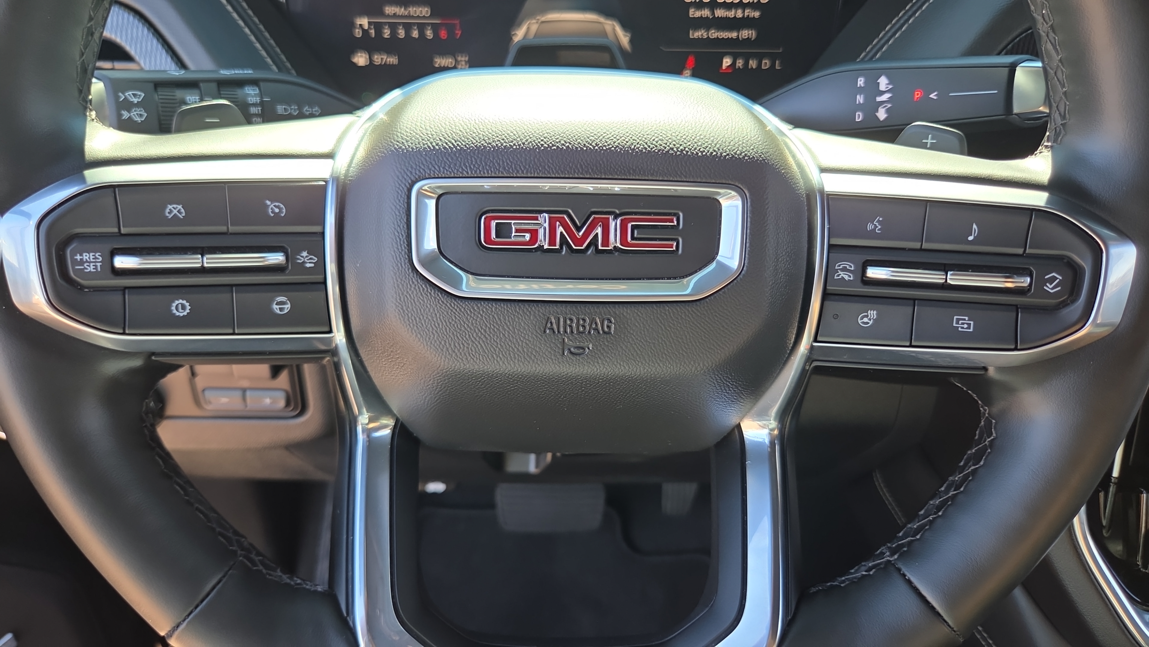 Certified 2025 GMC Yukon Elevation AWD/4WD image 21