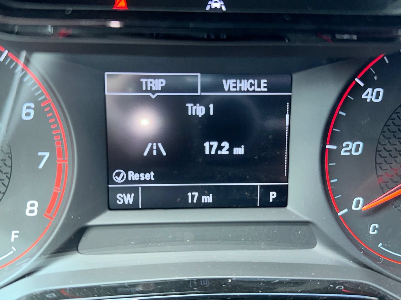 New 2026 Chevrolet Trax RS w/ Sunroof Package FWD image 17