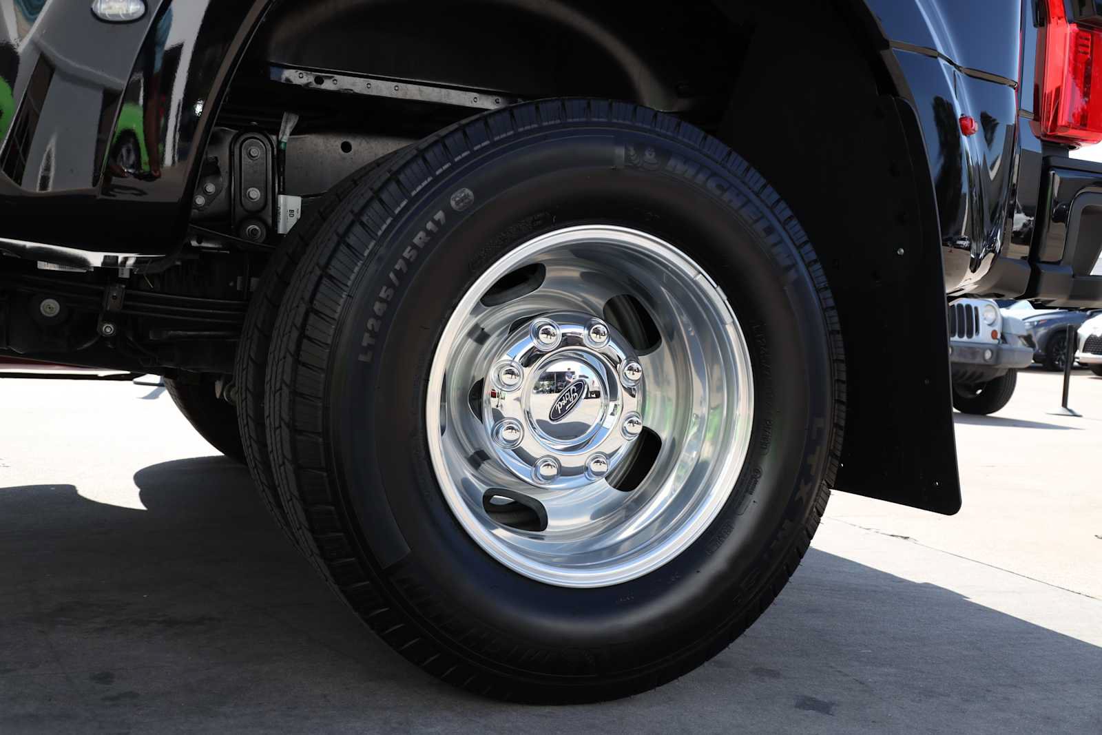 Used 2024 Ford F350 Platinum AWD/4WD image 69