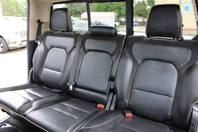 Used 2019 RAM 1500 Laramie AWD/4WD image 45