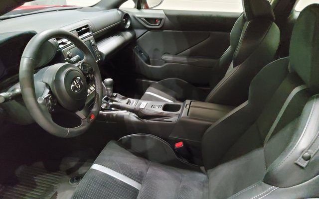Used 2024 Toyota GR86 Premium image 41