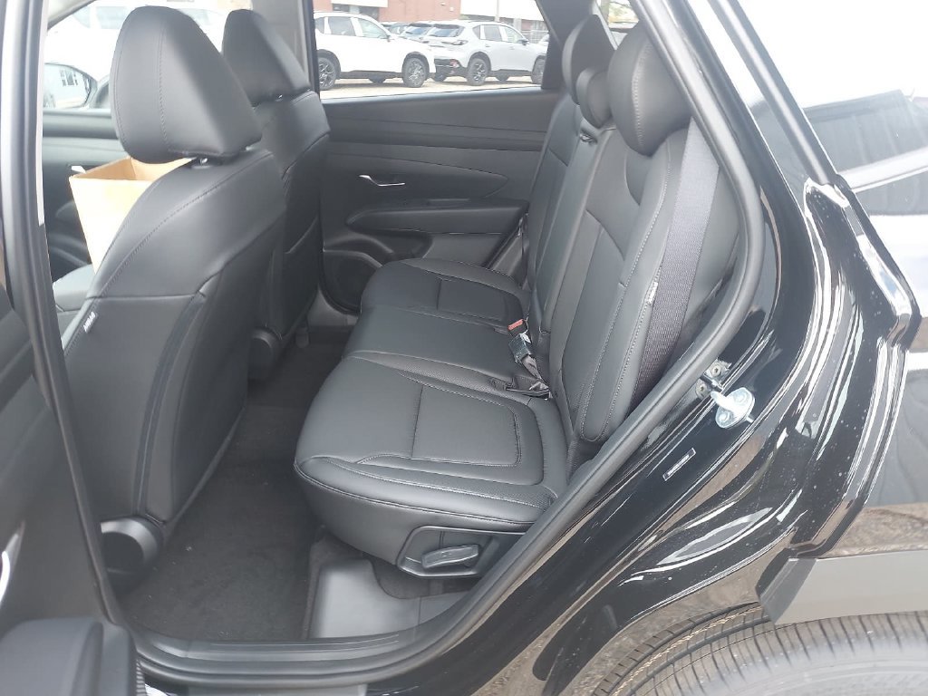 New 2026 Hyundai Tucson SEL Plus FWD image 13