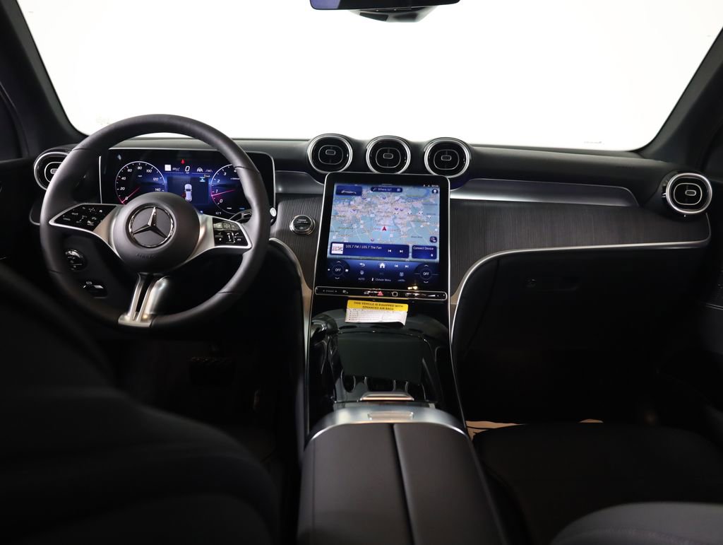 Used 2026 Mercedes-Benz GLC 300 4MATIC image 44