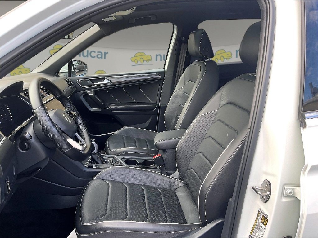 Used 2024 Volkswagen Tiguan SEL R-Line AWD/4WD image 10