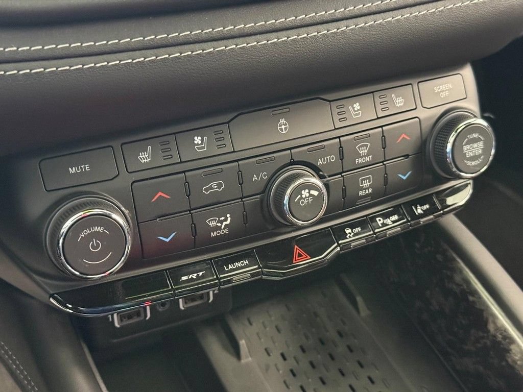 New 2026 Dodge Durango SRT Hellcat w/ Premium Group AWD/4WD image 20