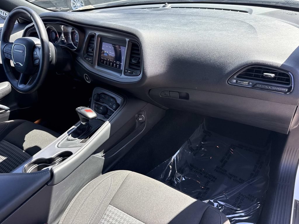 Used 2023 Dodge Challenger SXT AWD/4WD image 29
