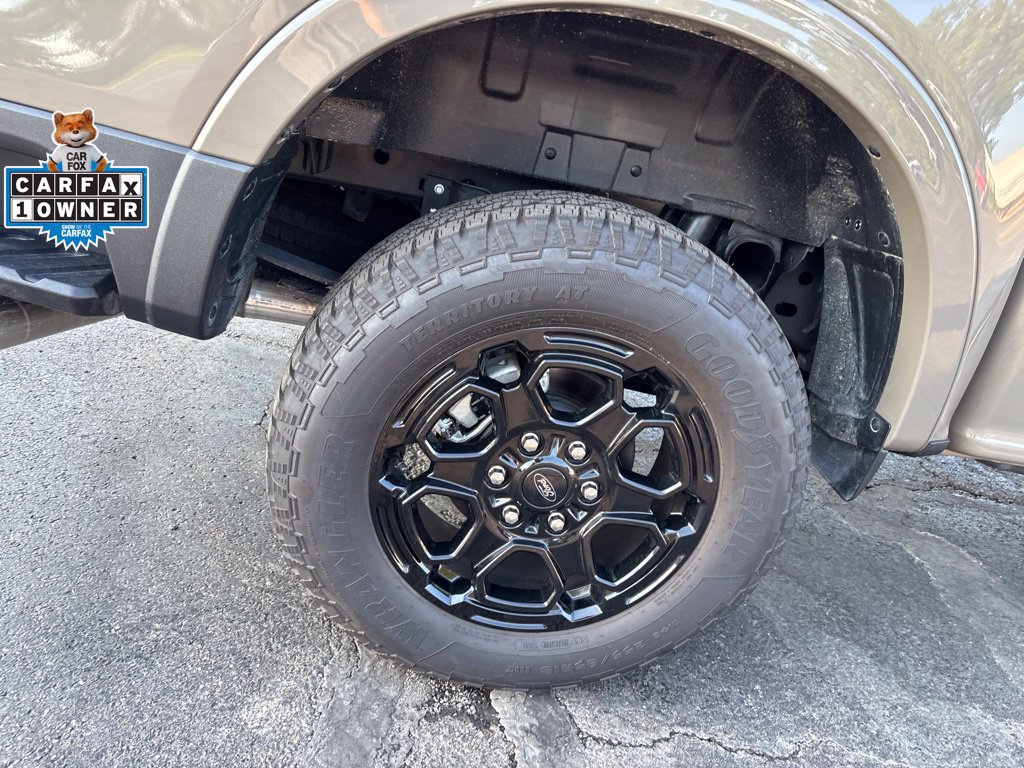 Used 2025 Ford Ranger Lariat w/ Black Appearance Package AWD/4WD image 11