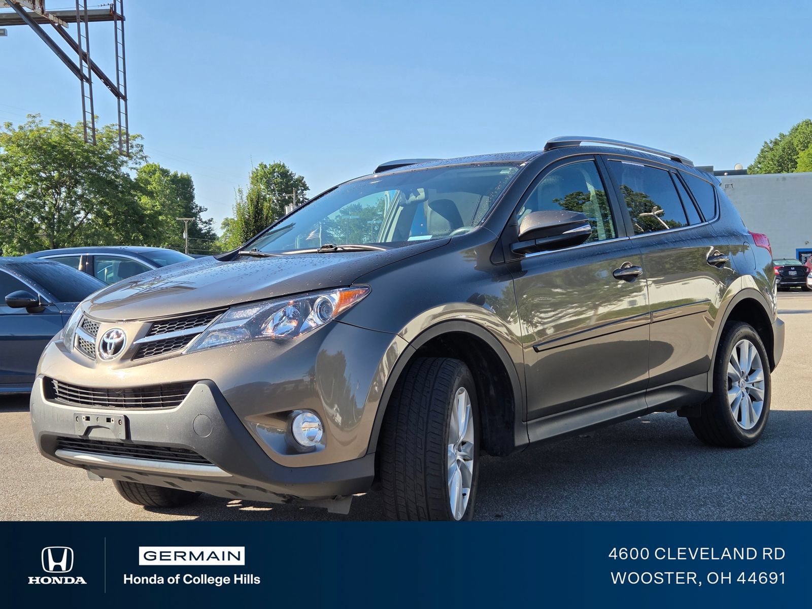 Used 2015 Toyota RAV4 Limited AWD/4WD image 18