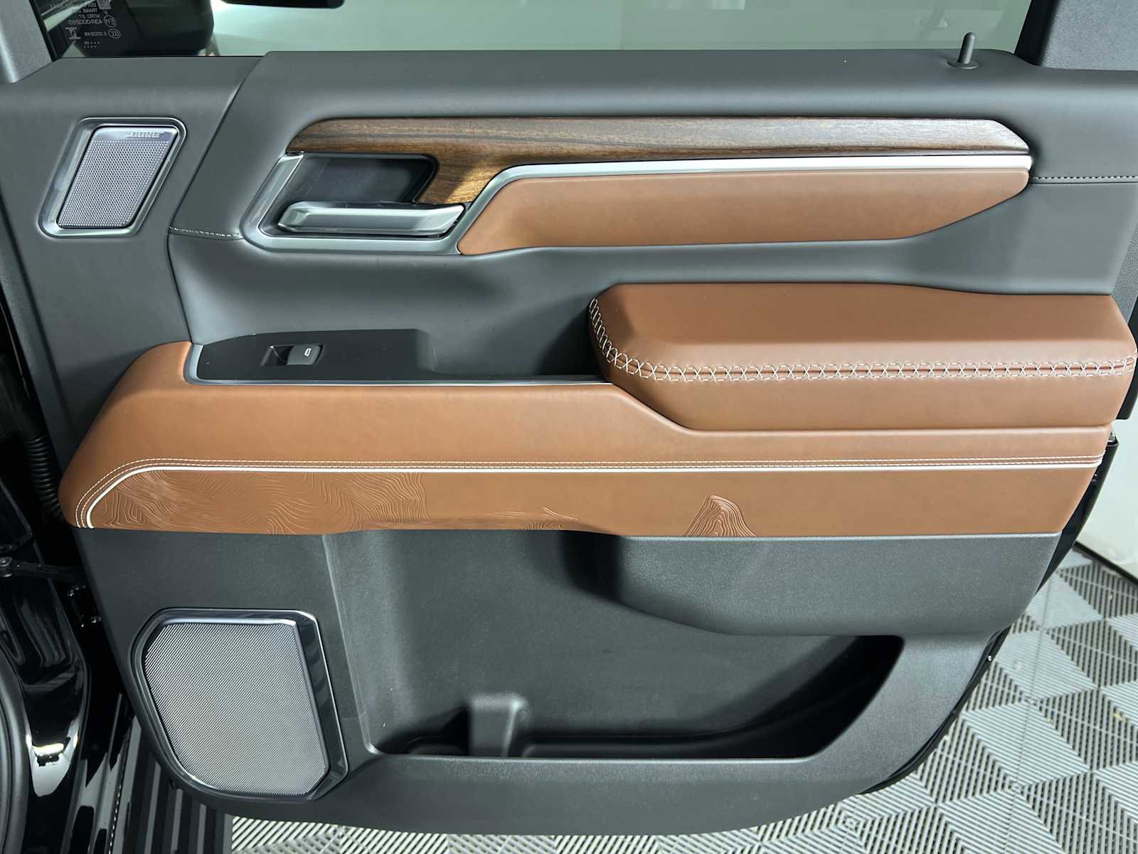 New 2026 GMC Sierra 2500 Denali Ultimate AWD/4WD image 18