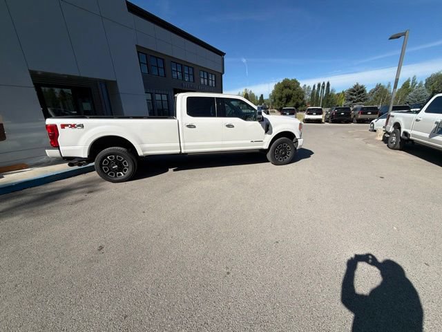 Used 2017 Ford F350 Platinum w/ Platinum Ultimate Package AWD/4WD image 6