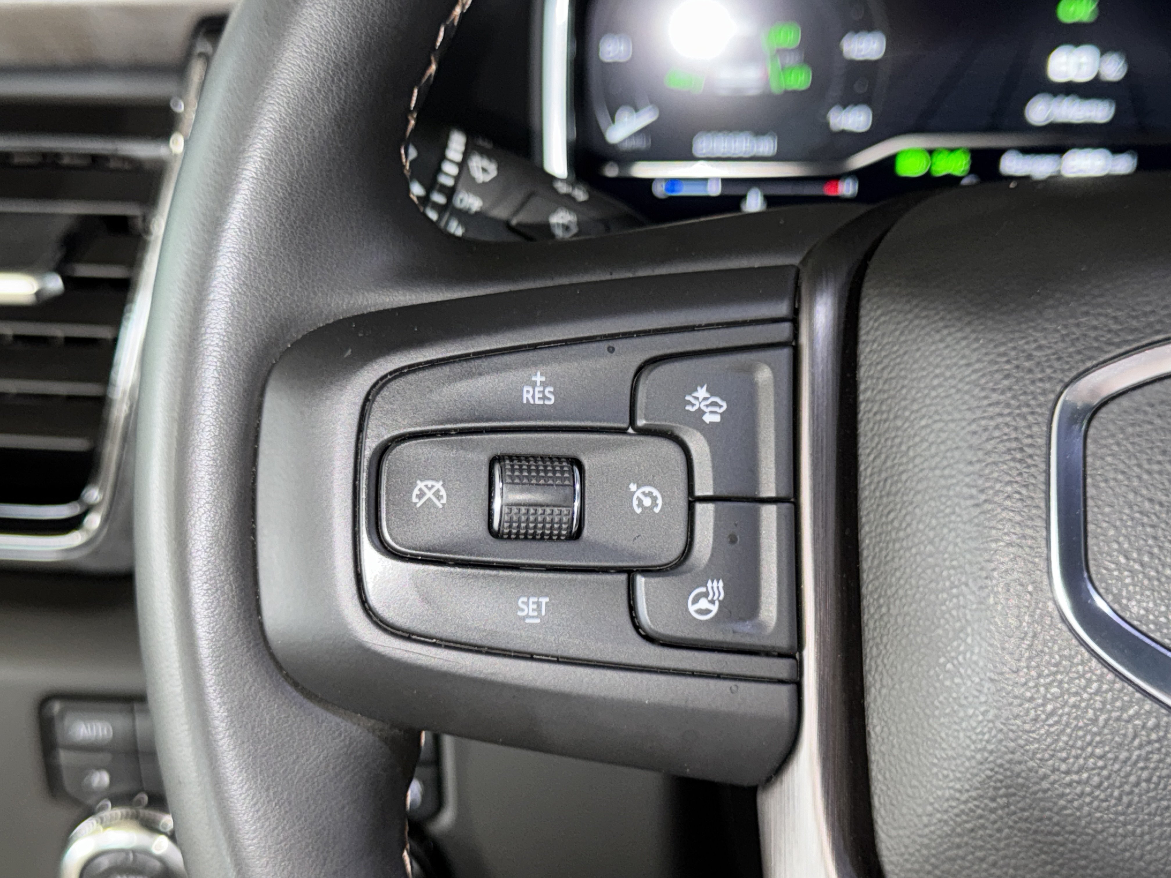 Used 2025 GMC Sierra 2500 AT4 w/ AT4 Premium Plus Package AWD/4WD image 22
