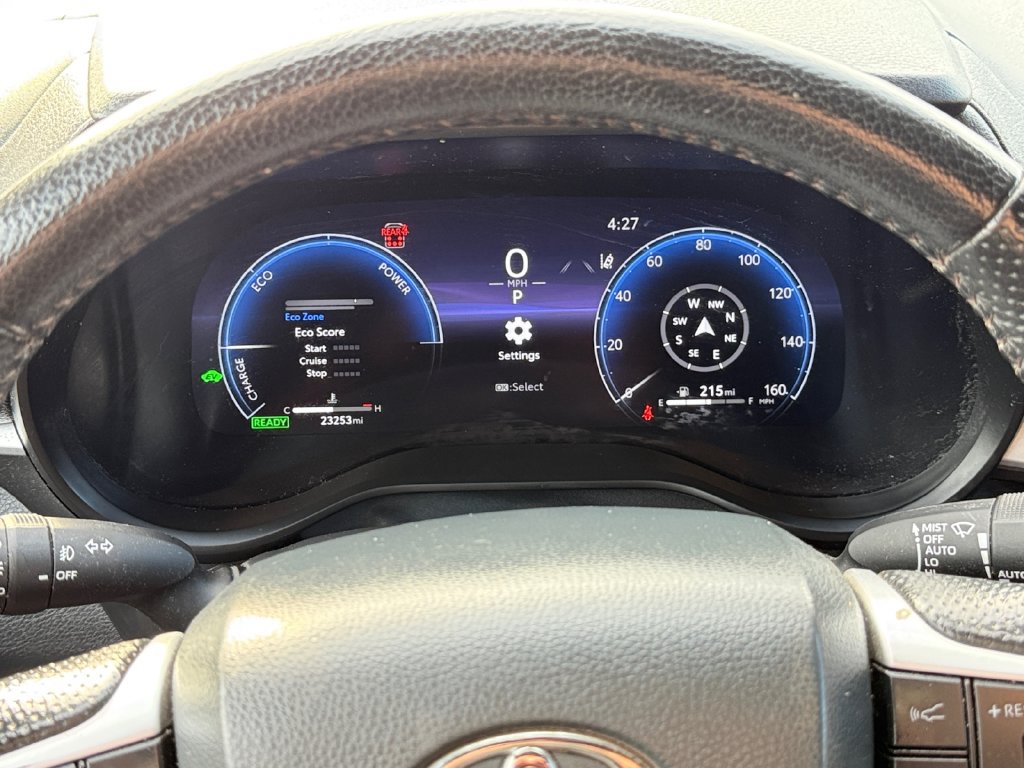 Used 2025 Toyota Sienna Platinum AWD/4WD image 35