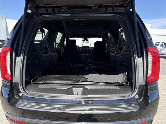 Used 2021 GMC Yukon XL AT4 w/ Rear Media and Nav Package image 5
