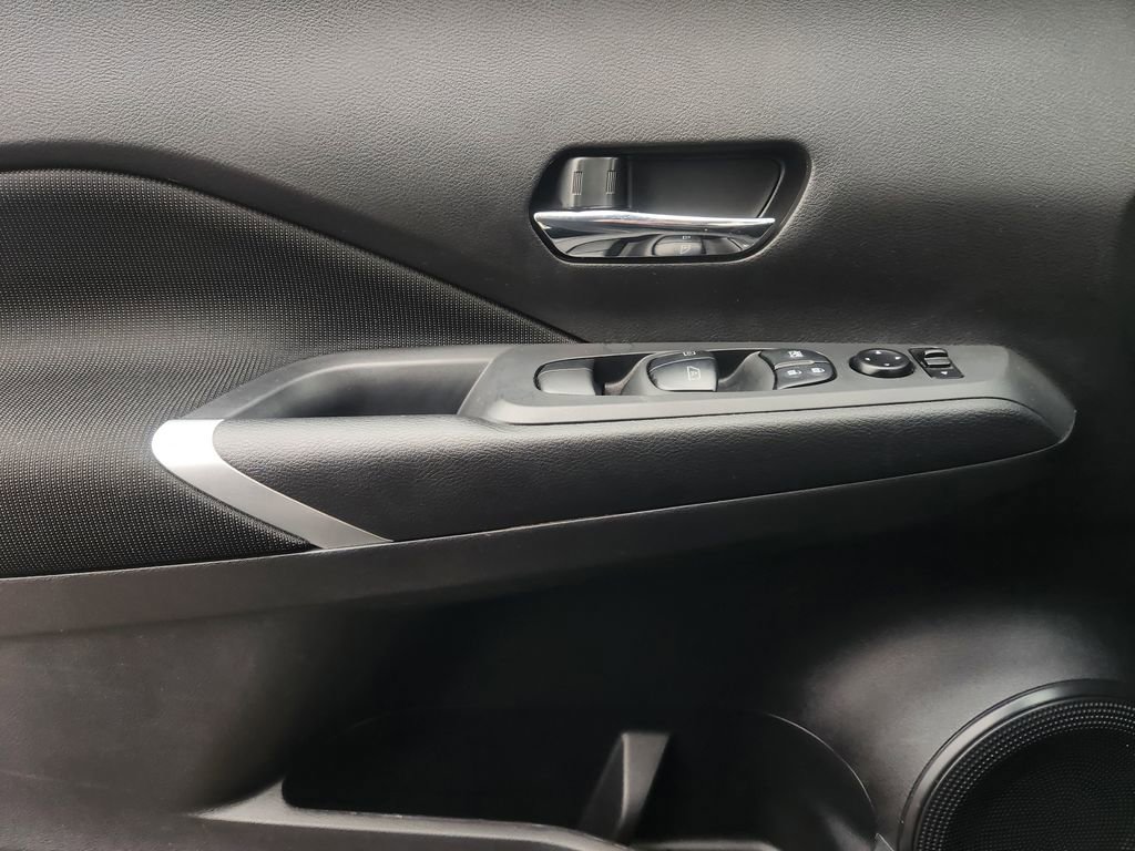 Used 2023 Nissan Kicks SV image 23