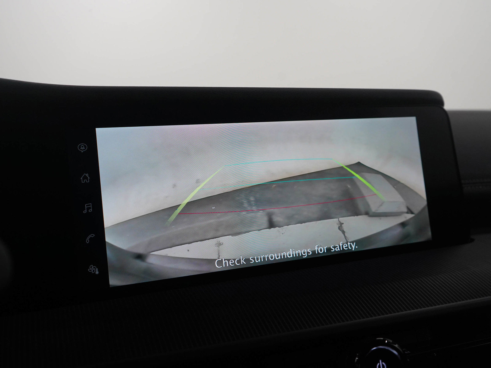 Used 2025 Nissan Murano SV image 28