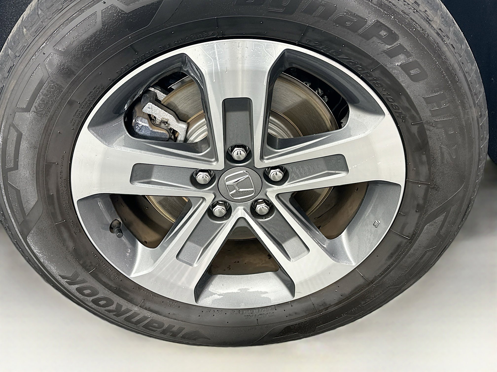 Used 2025 Honda Pilot EX-L image 11
