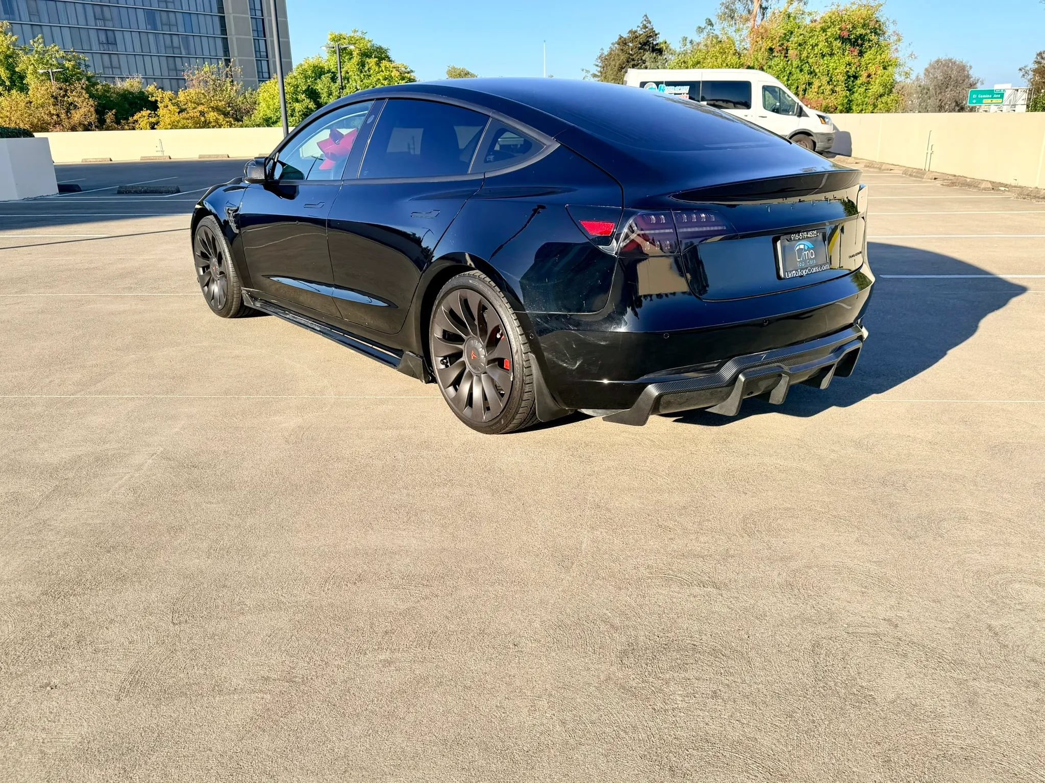 Used 2018 Tesla Model 3 Mid Range RWD image 12