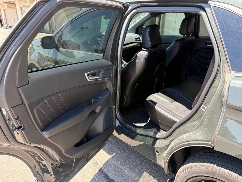 Certified 2024 Ford Edge ST w/ Equipment Group 401A AWD/4WD image 25