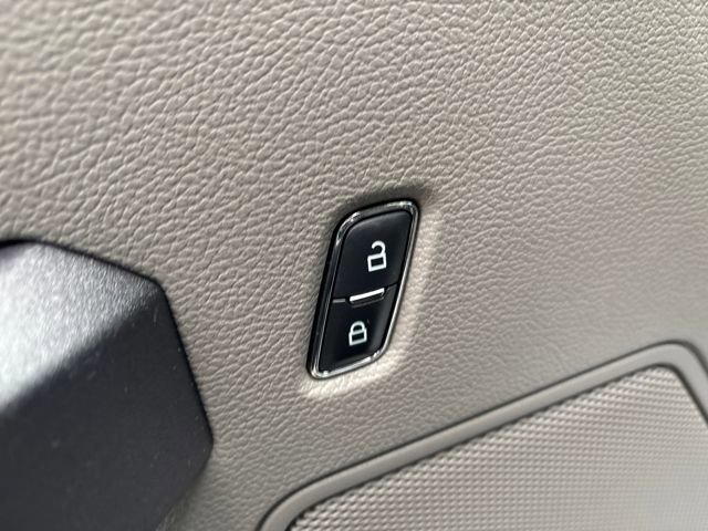 Used 2019 Ford F150 XL w/ Equipment Group 101A Mid image 16