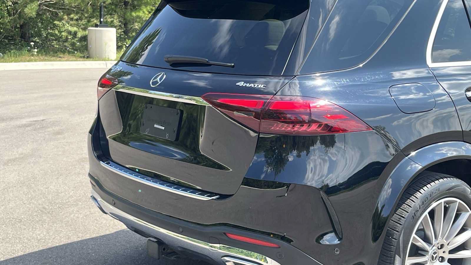 Used 2024 Mercedes-Benz GLE 350 4MATIC image 19