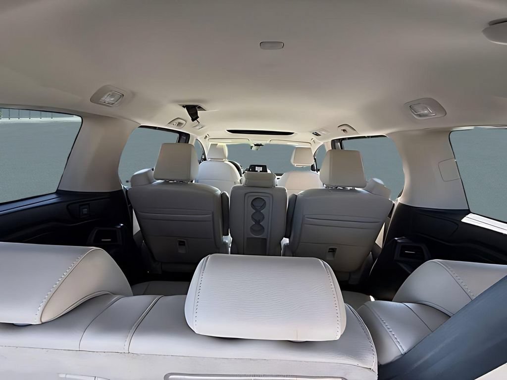 Used 2025 Honda Odyssey EX-L image 31
