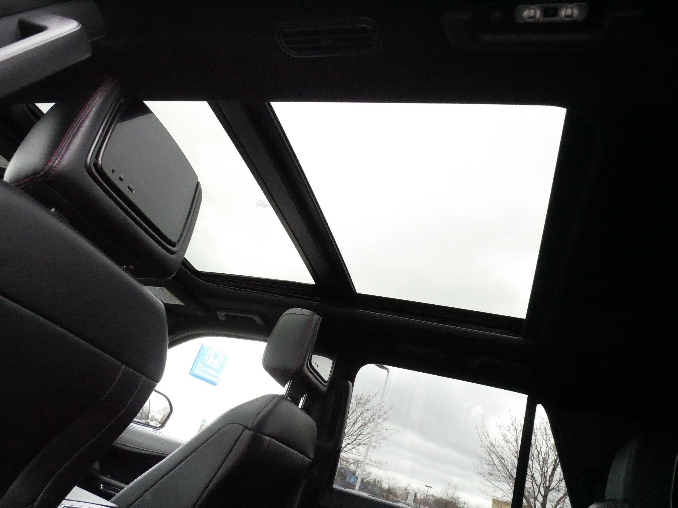 Used 2022 Ford Expedition Max Limited image 37