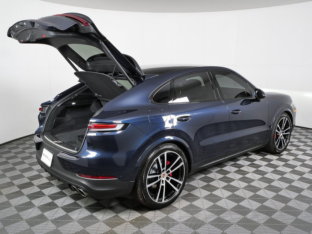 Certified 2025 Porsche Cayenne S image 30