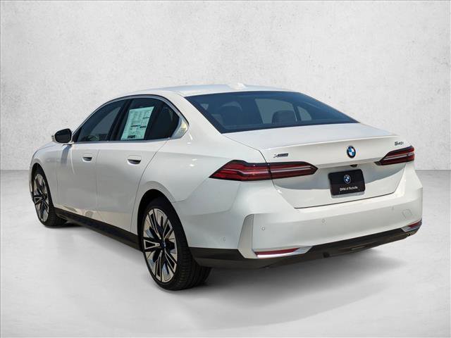 Used 2026 BMW 540i xDrive w/ Premium Package image 9