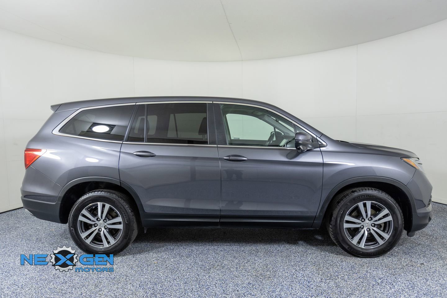 Used 2018 Honda Pilot EX-L image 8