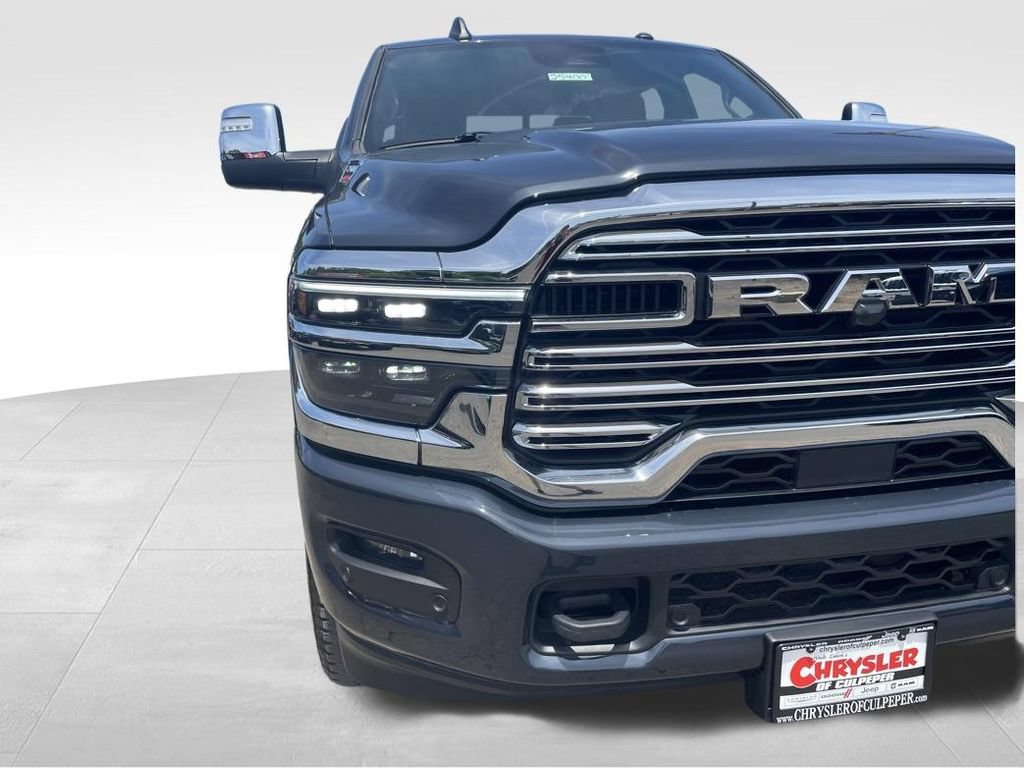 New 2026 RAM 2500 Laramie AWD/4WD image 19