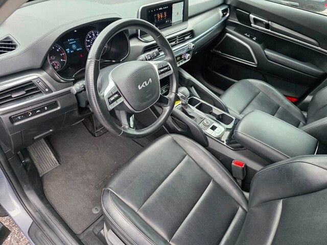 Used 2022 Kia Telluride LX image 11